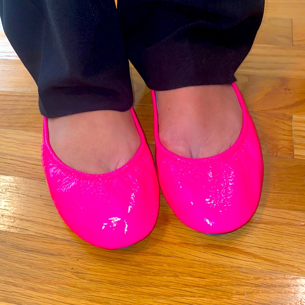 Tieks neon pink “pop pink” ballet flat